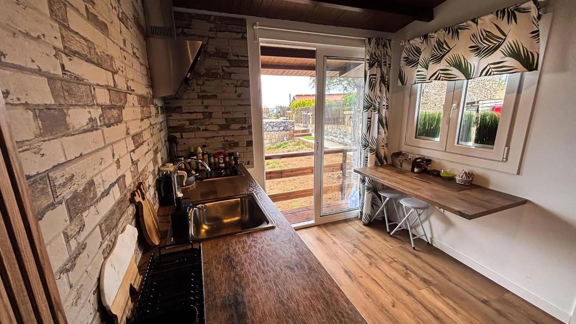 شاليه Small House In The Nature غراناديا دي أبونا إسبانيا